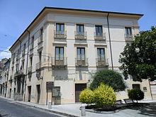 220px-Gioiosa Jonica Palazzo Municipale ex Convento dei Frati Minori Osservanti